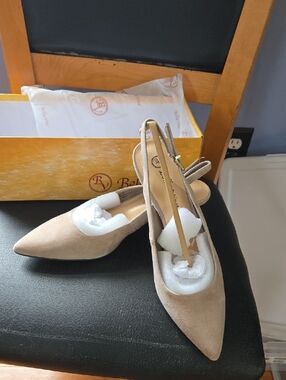 Scarlett Beige Suede Pointed-Toe Slingback Heels